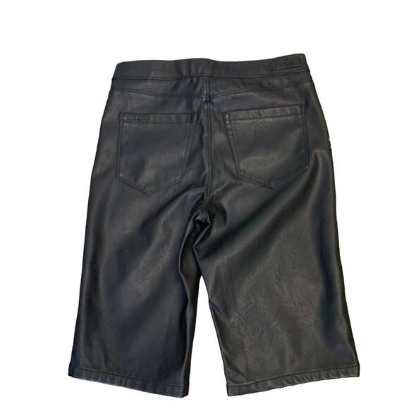 BLANKNYC Vegan Leather Bike shorts Stretch black Sz 26 banded waist flat front - Picture 8 of 15